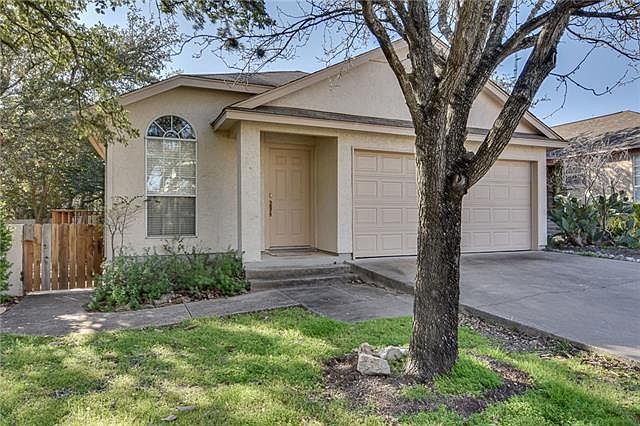 1st image of 15 E Villa Mdw