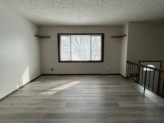 2nd image of 7516 Josephine St