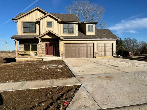 13525 Oakridge Dr, Kearney, MO 64060