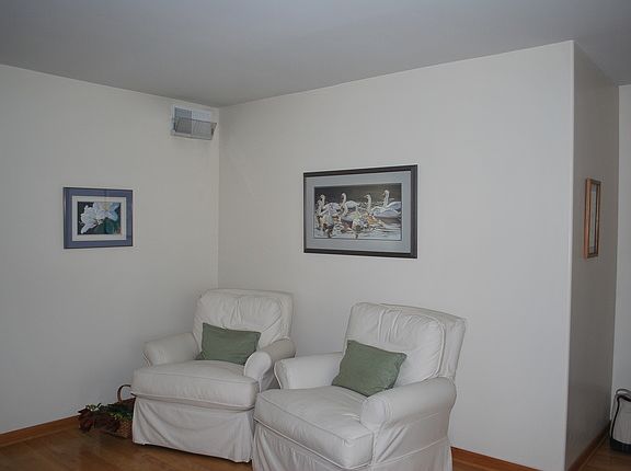 3rd image of 200 E Medill Ave