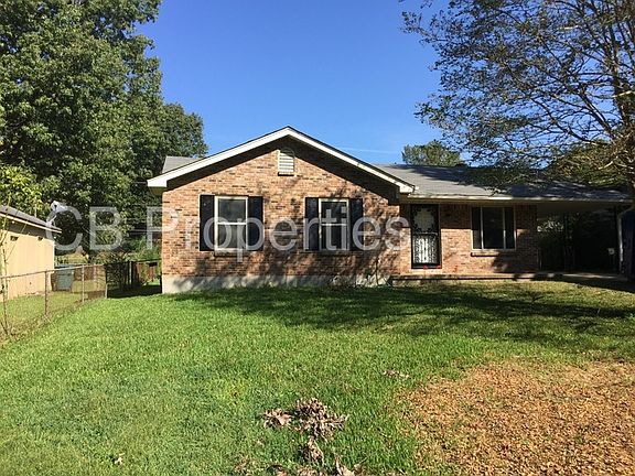 4th image of 2392 Colonial Hills Dr