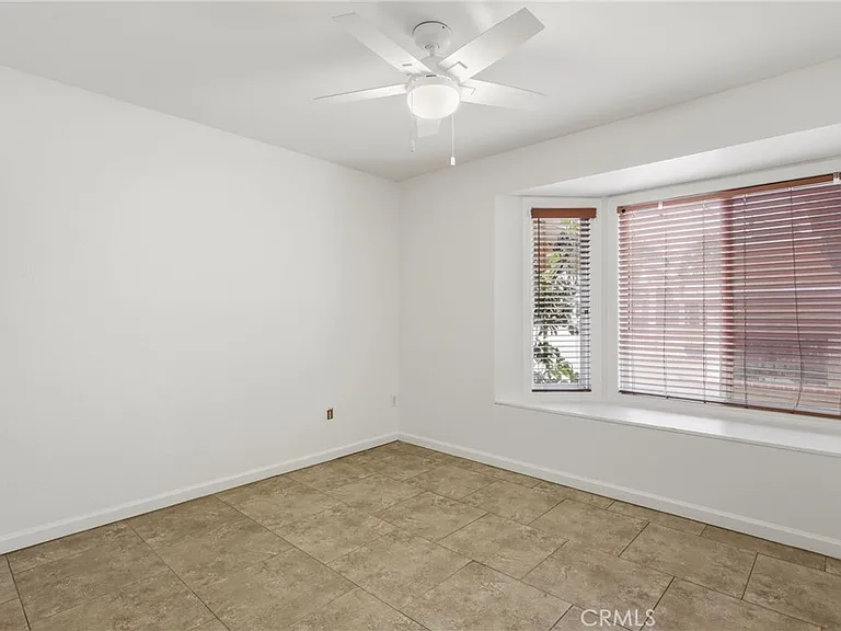 29628 Squaw Valley Dr — Photo 15