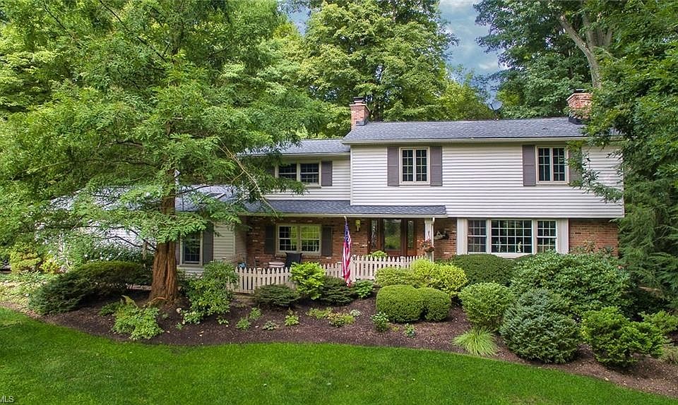 1st image of 17418 Trillium Dr