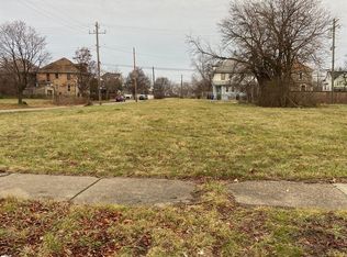 2426 Antoinette St, Detroit, MI 48208