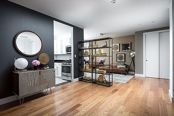 1st image of 37 Murray St #519