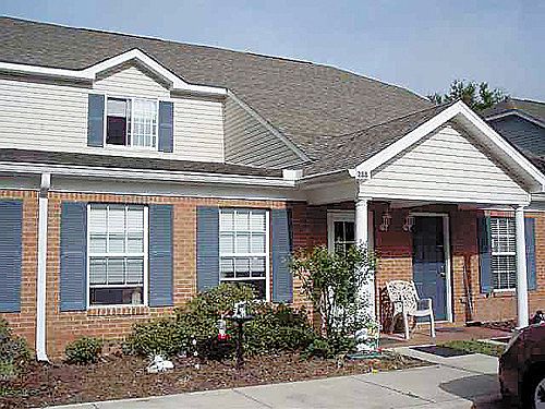 1st image of 28B Guinevere Ln