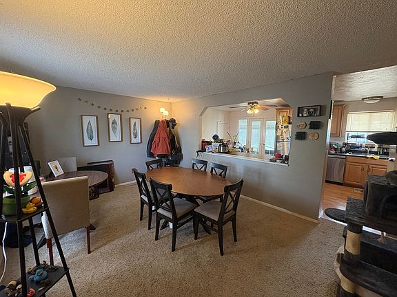 3rd image of 9139 Flower Ct
