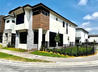 8003 NW 42nd St, Doral, FL 33166