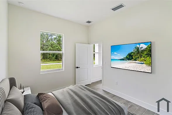 708 Peacock Ave — Photo 16
