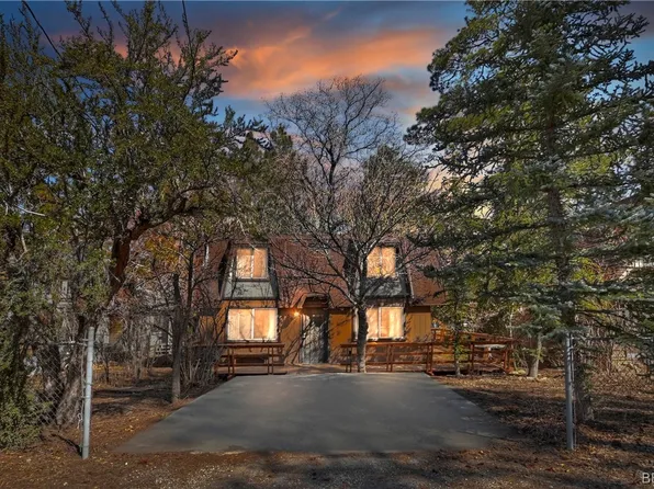 397 Cedar Ln, Sugarloaf, CA 92386