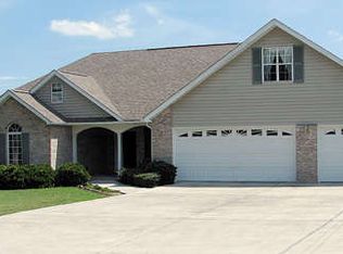 2835 New Center Dr, Sevierville, TN 37876