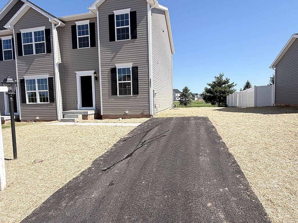 1st image of 3621 Fieldstone Dr