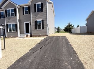 3621 Fieldstone Dr, Dover, PA 17315