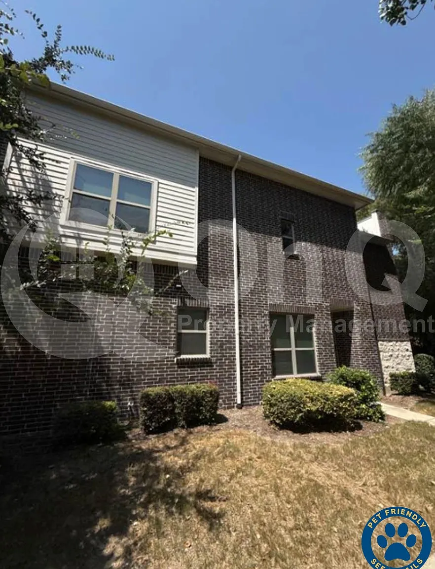 3 bed, 2.5 bath, 1915 sqft, $2,895 — Photo 1