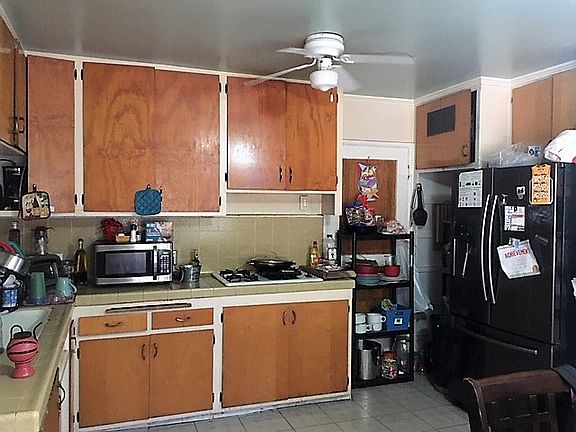 5th image of 10422 San Miguel Ave