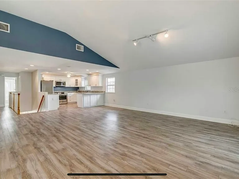 3526 Overlook Dr NE — Photo 15