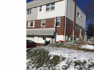 2711 Mower St, Philadelphia, PA 19152