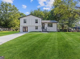 1895 Hillsway, Snellville, GA