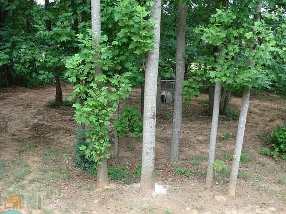 4th image of 300 Stone Creek Dr