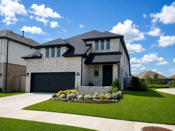 21102 Staked Plains Dr, Cypress, TX 77433