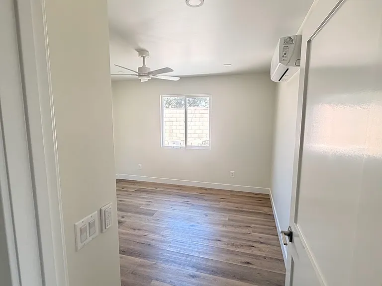 2036 N Primrose Way — Photo 9