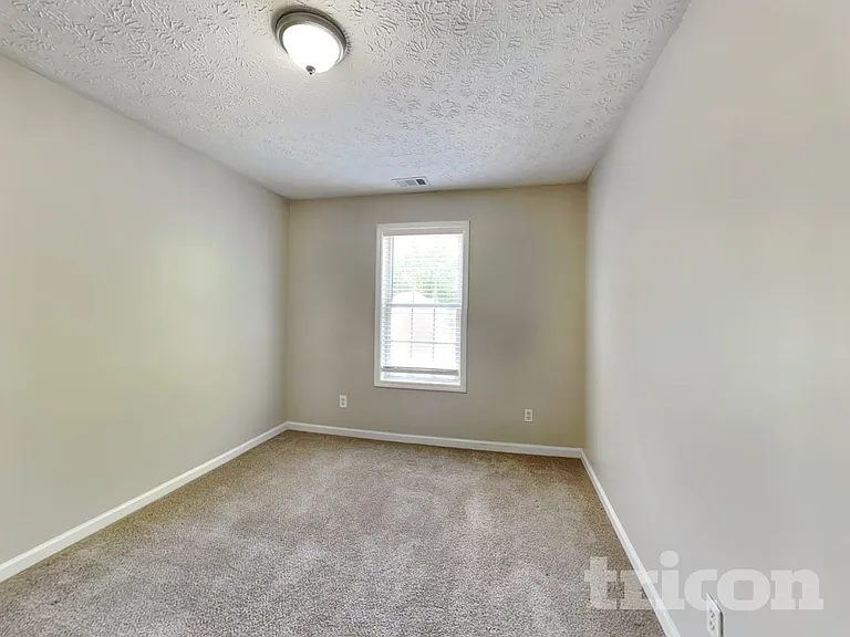 3886 Ligney Creek Ct — Photo 12