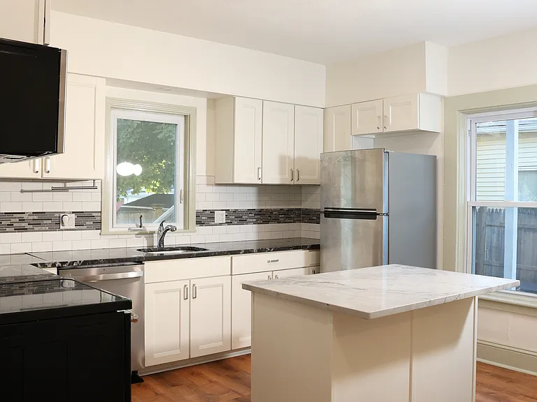 39 Wright St — Photo 1