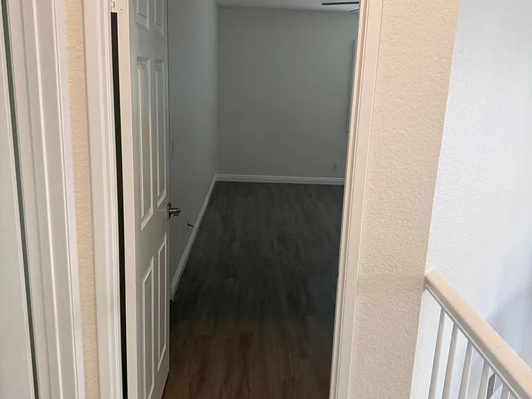 1641 Wesley Way — Photo 26