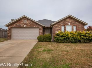 3988 W Spring House Dr, Fayetteville, AR 72704
