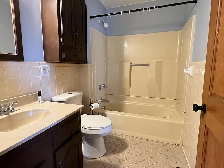1011 E Breckinridge St — Photo 11