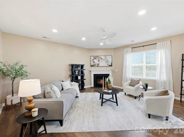 7572 Nolen Farm Dr, Gastonia, NC 28056