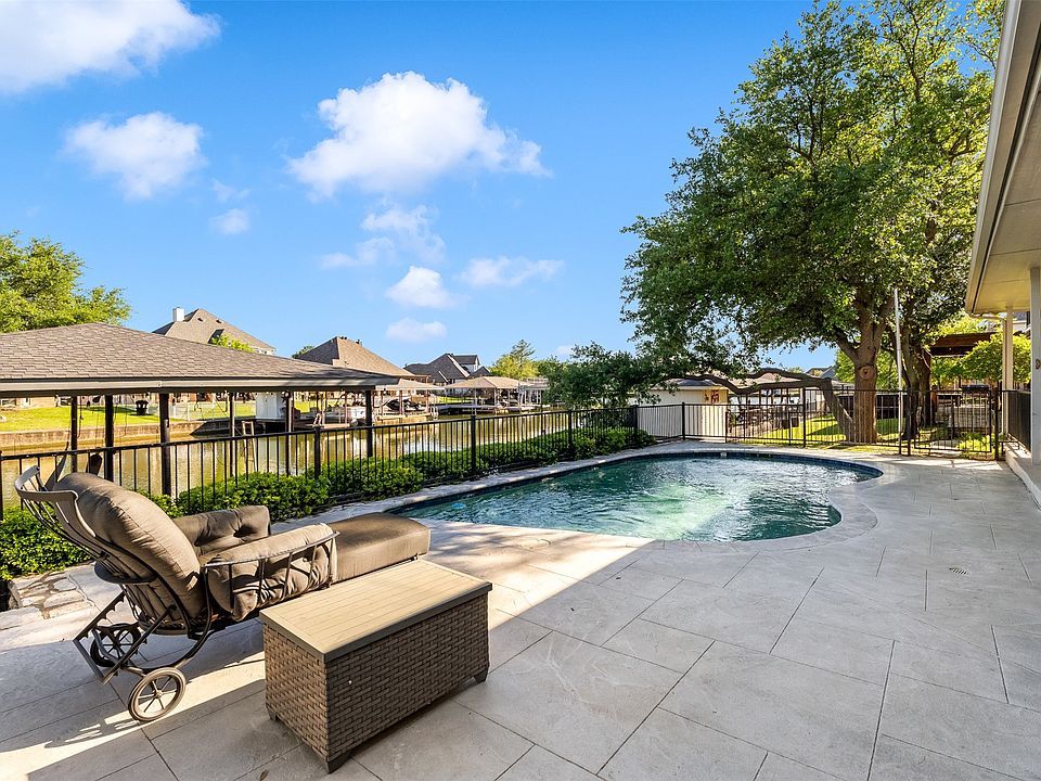 1st image of 1111 Mallard Way