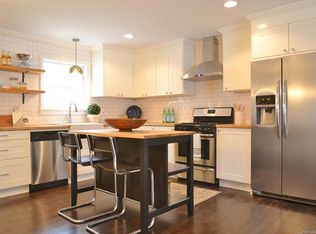 3209 Dunaire Dr, Charlotte, NC 28205