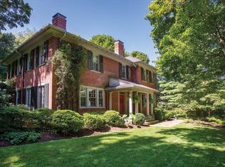 38 Heath St, Brookline, MA 02445
