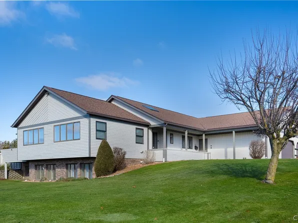 2001 Tamarack St, Rome, NY 13440