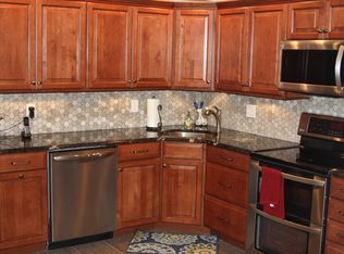 35 Fulmor Ave, Hatboro, PA 19040