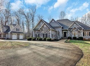 2821 Valley Springs Rd, Powhatan, VA 23139