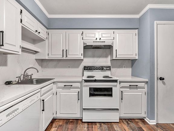 5th image of 3406 Kim Ct APT B21