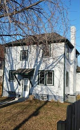 3rd image of 3915 Lyndale Ave N