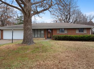 400 Brittany Ln, Belleville, IL