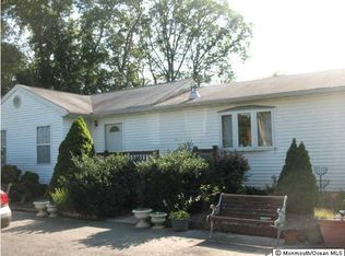 17 Irene Blvd, Howell, NJ 07731