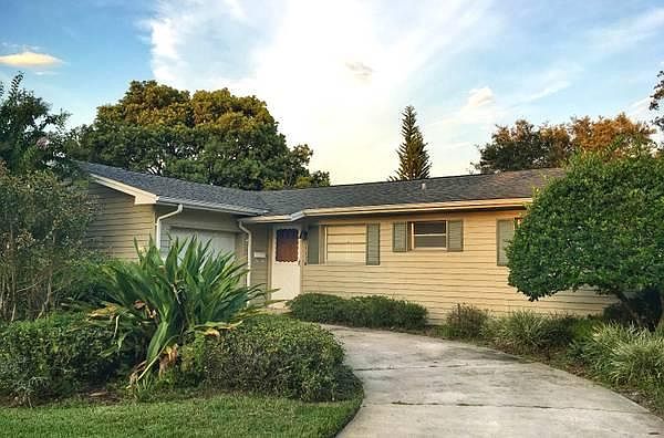 1st image of 8111 Plunkett Ave