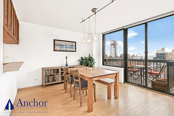 Sold by Anchor Associates | media 24