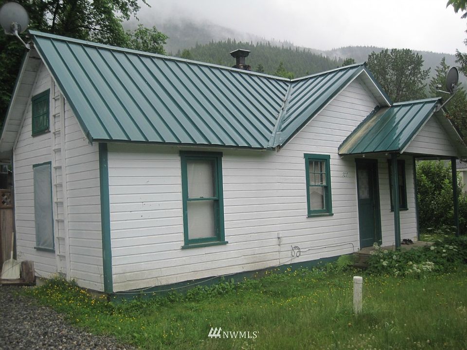 1st image of 707 NE Old Cascade Hwy