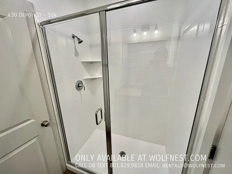 430 E Depot St #104 — Photo 18