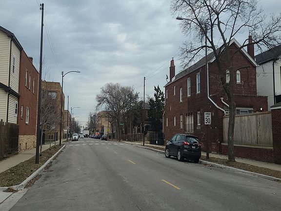 5th image of 1910 E 73rd St
