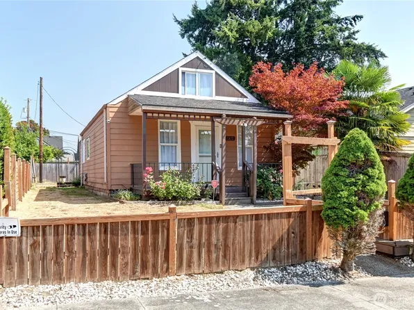 2327 Harrison Avenue, Everett, WA 98201