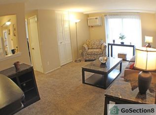12195 Valley Lane Dr APT 303, Cleveland, OH 44125