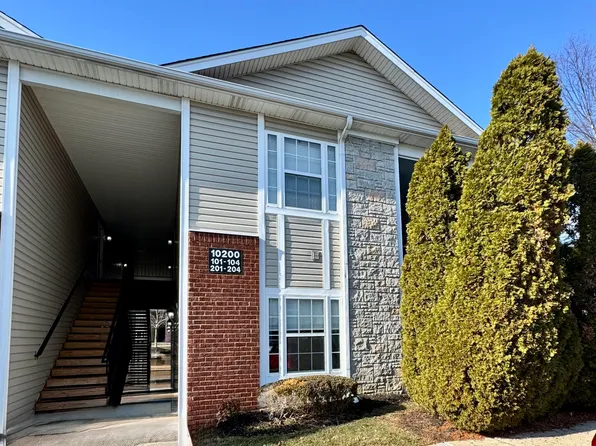 10200 Deer Vista Dr Unit 104, Louisville, KY 40291