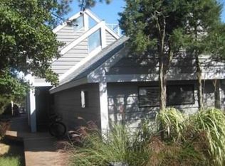 17 Ocean Rd, Ocean Beach, NY 11770